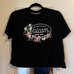Women’s Volcom Shirt Size L | 10